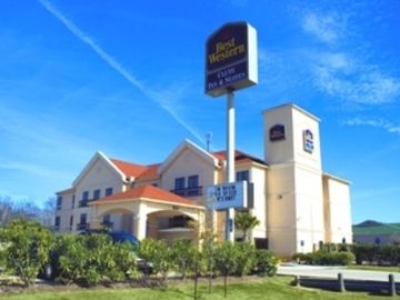 Best Western Clute Inn And Suites Exterior photo